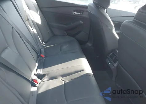 2025 Honda Accord Hybrid Sport-L z USA, uszkodzony, nr VIN 1HGCY2F78SA043084